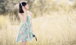 智能耳機產品應用